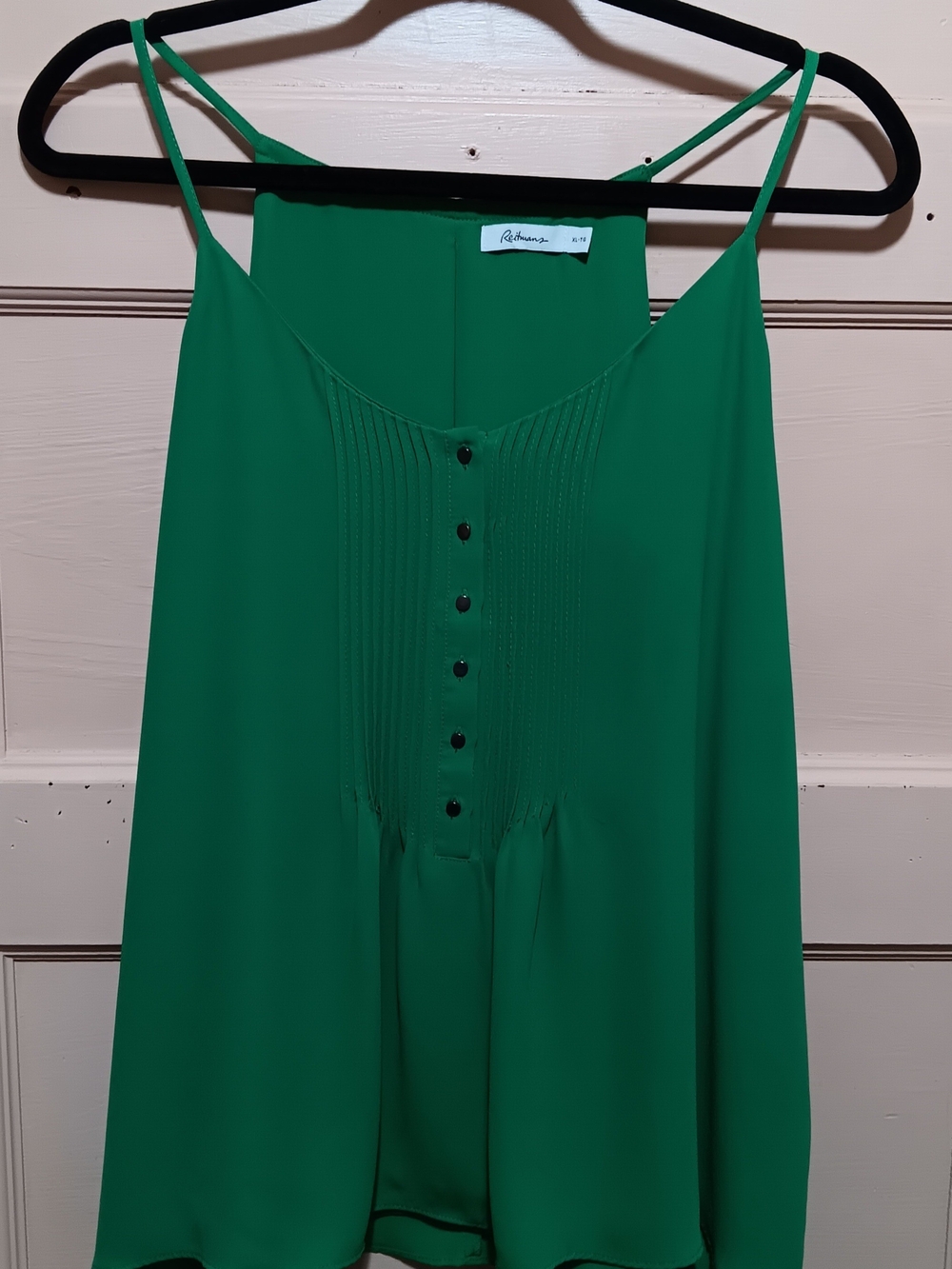 Reitmans Green Spaghetti-Strap Button-Front Cami